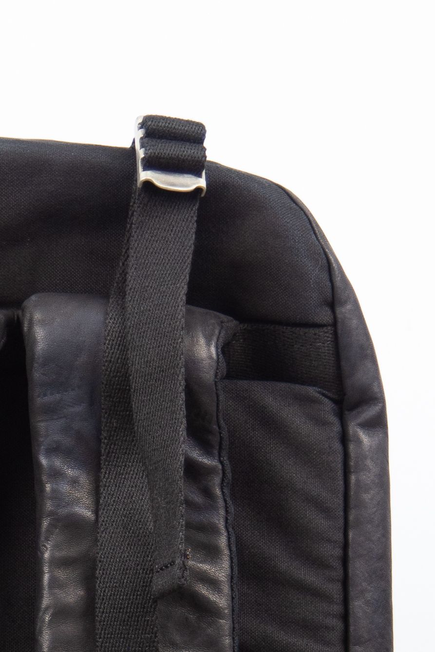 ISAMU KATAYAMA BACKLASH - ITALY SHOULDER GARMENT-DYED BACKPACK / ブラック |  Tempt