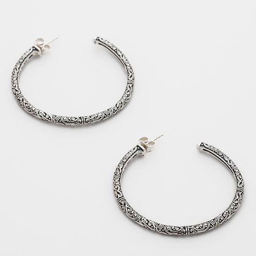 Eden’s Garden Medium Hoop Earrings / GA011