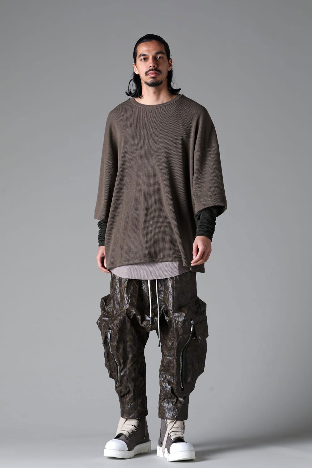 LAYERED CREW NECK TOP / ダークグレー