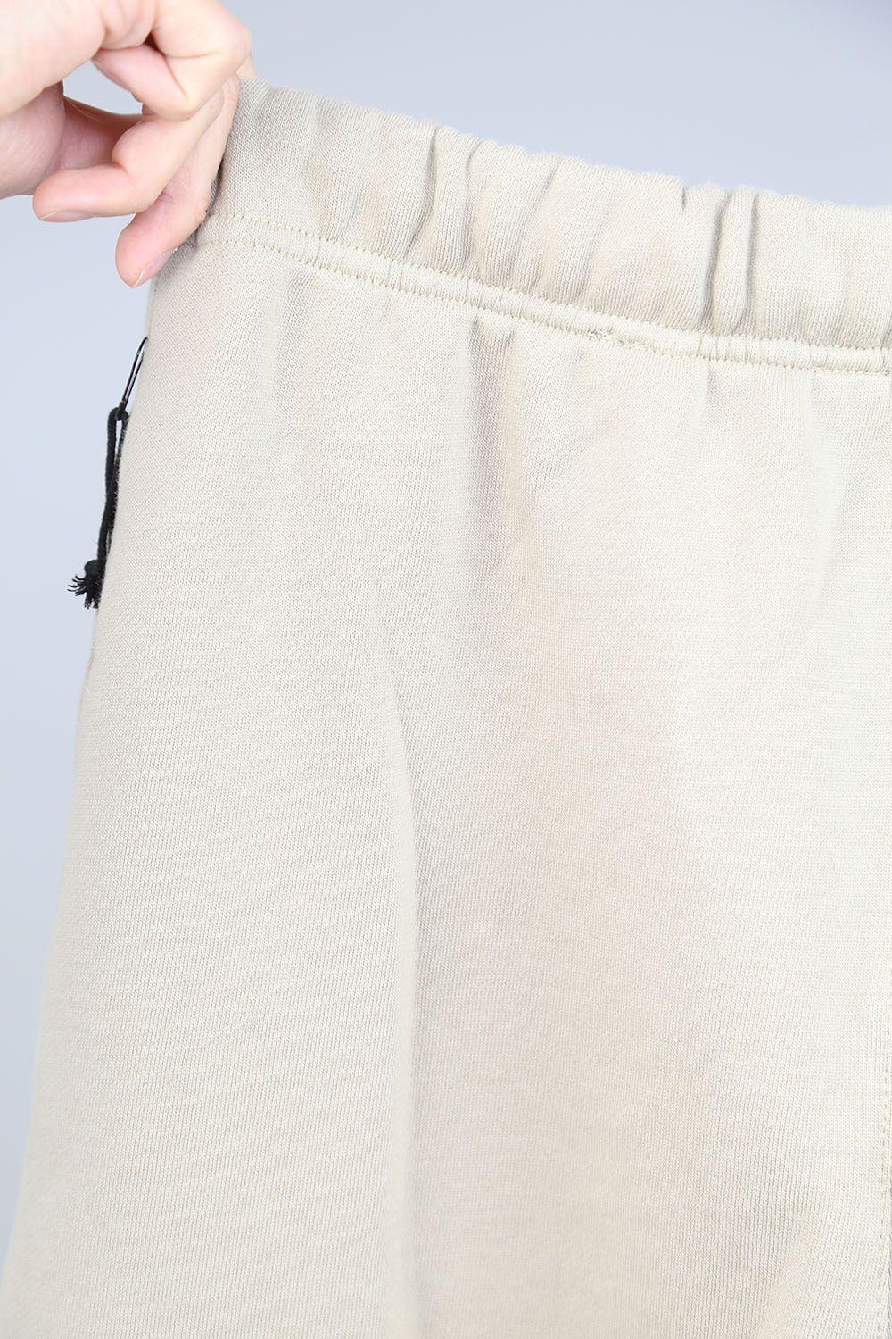 FRONT LOGO REFLECTOR SWEAT PANTS / タン