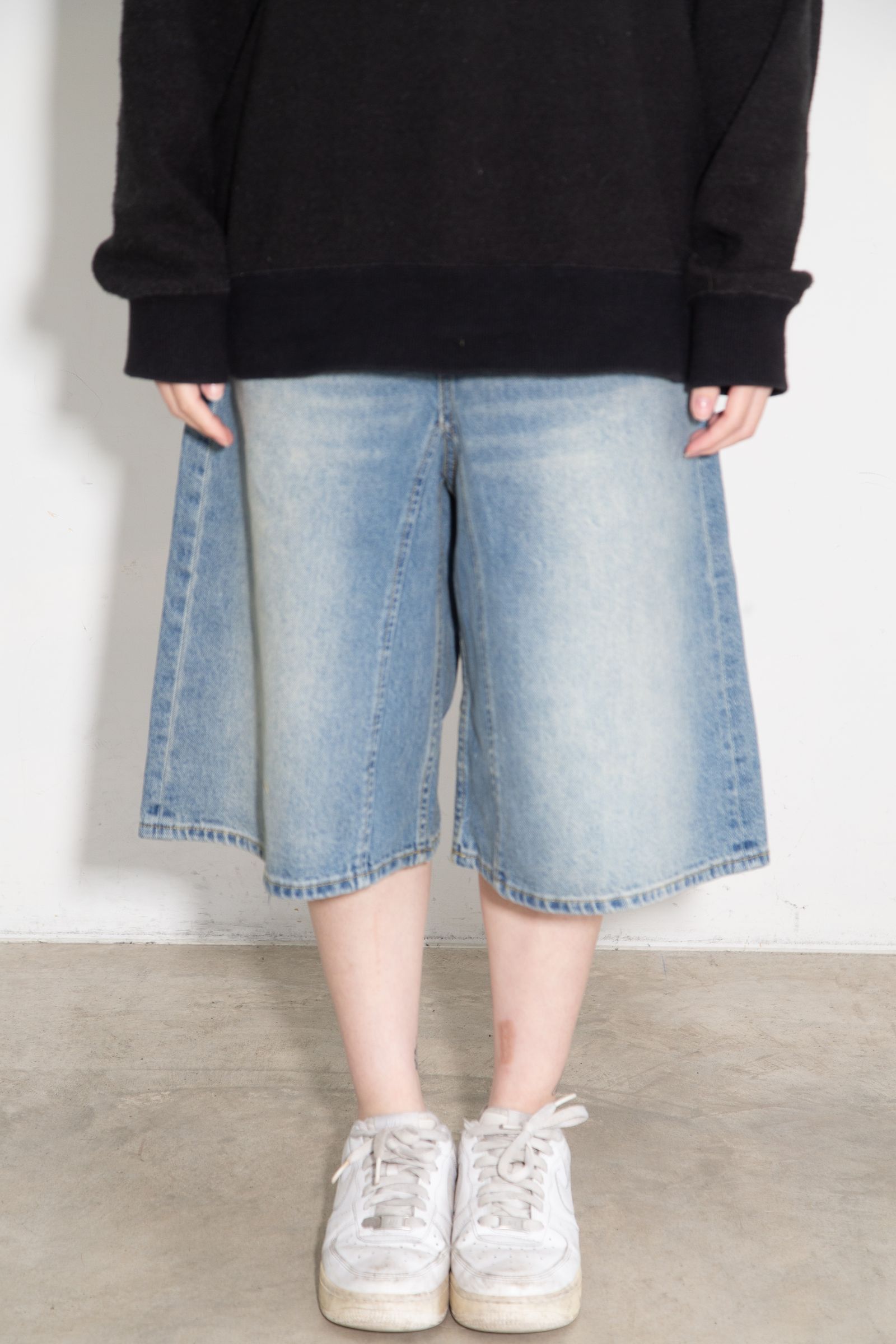 FLAP POCKET SHORTS / ライトインディゴ