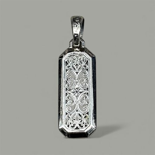 Pendant in Sterling silver / GP046