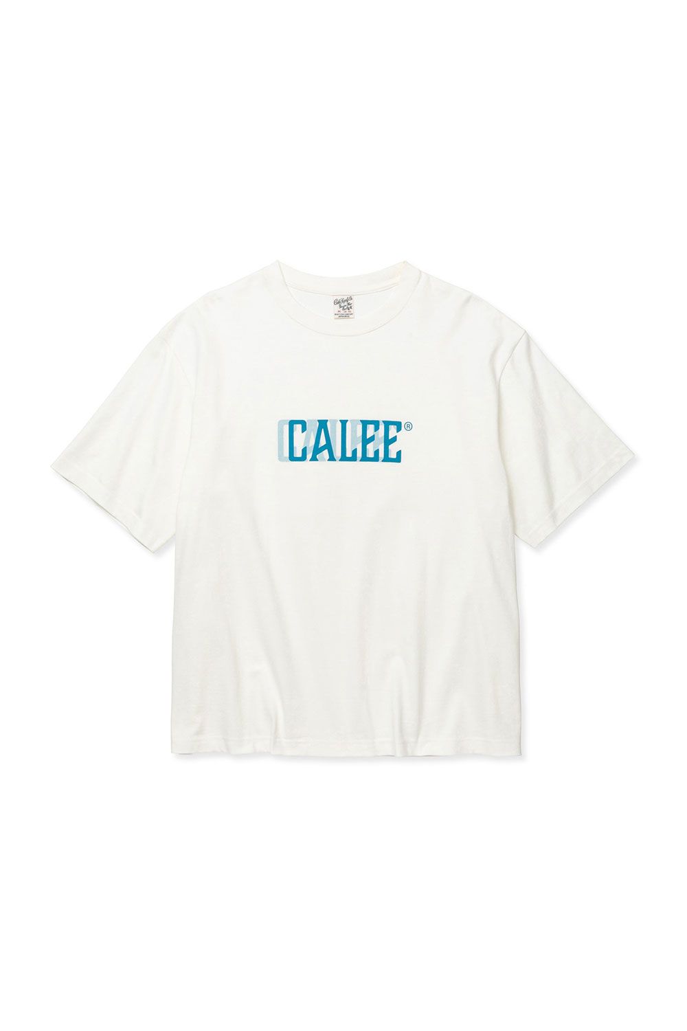 DROP SHOULDER CALEE BLUR LOGO TEE / ホワイト
