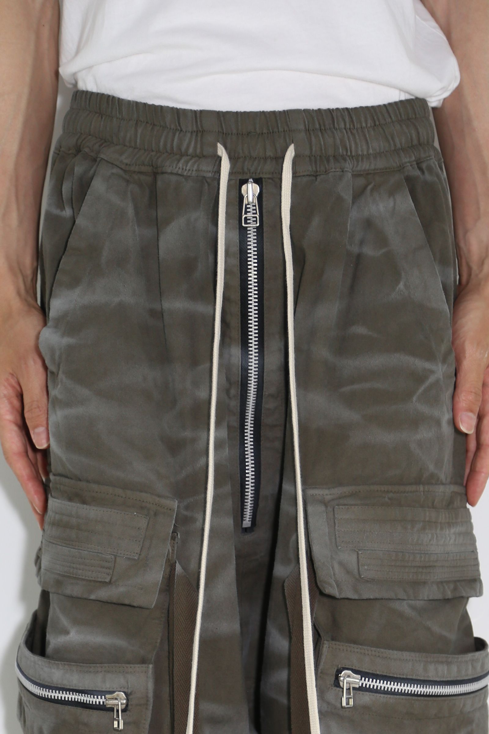 ヴィンテージ染めジップカーゴショーツ / Vintage Dyed Zip Shorts / カーキ