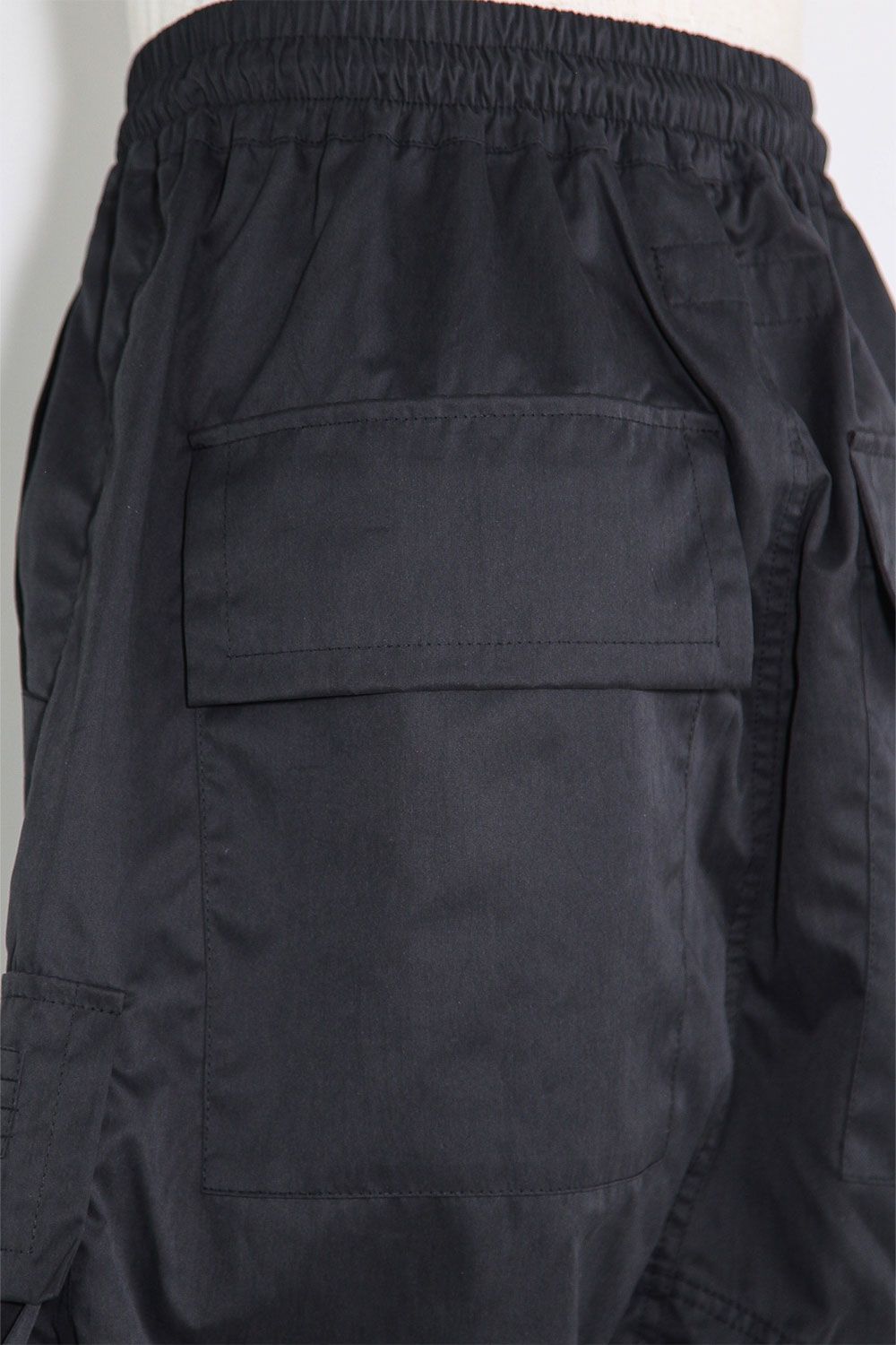 ナイロンカーゴショーツ / Nylon Cargo Pants / ブラック / ag-11023-2