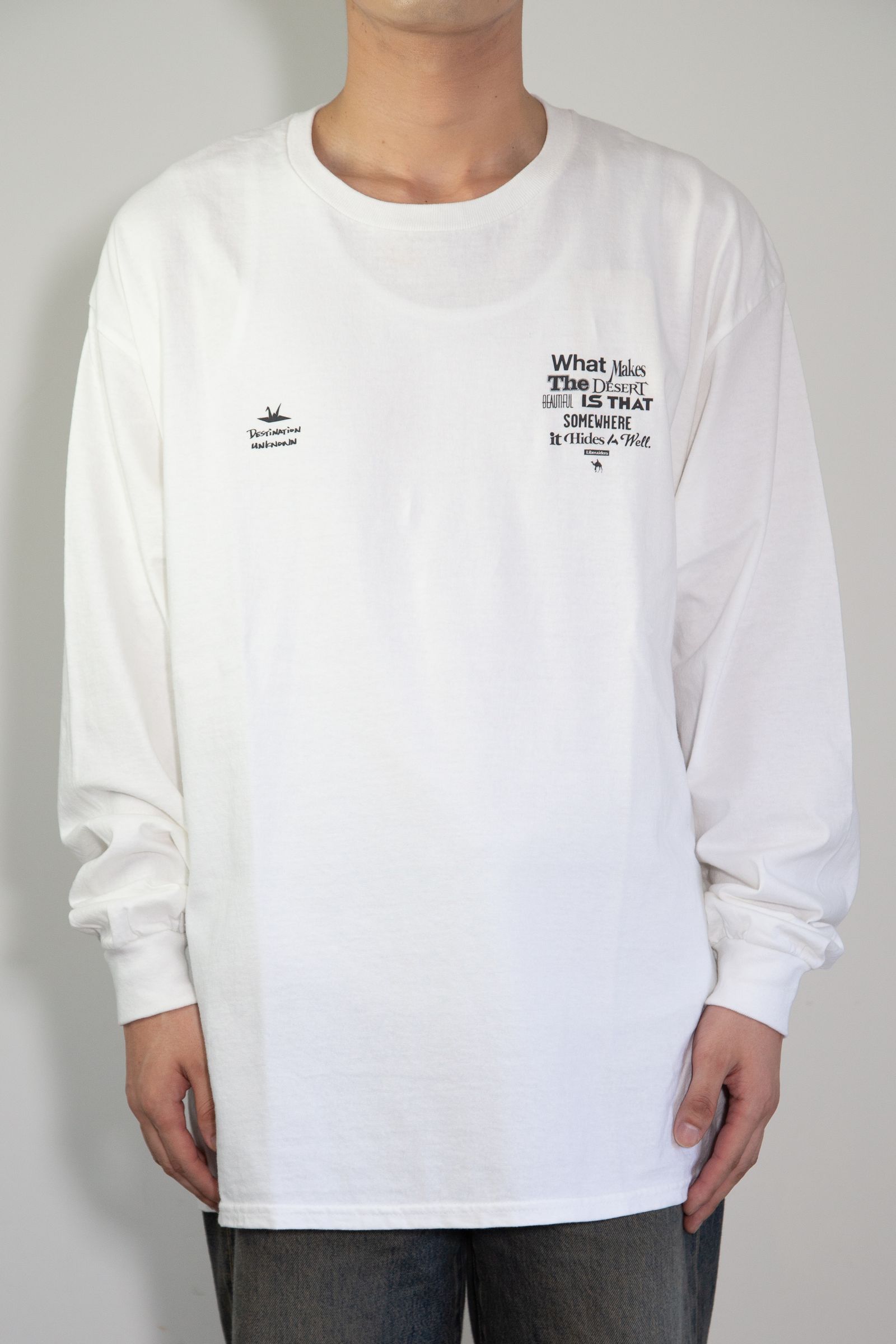 MULTI FONT L/S TEE / ホワイト