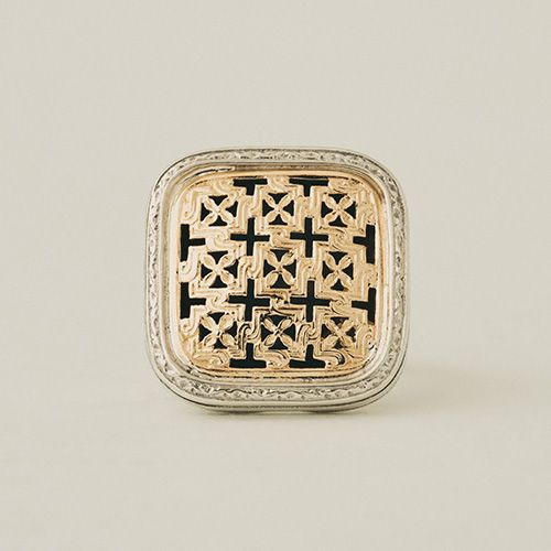 Garden Shadows Square Ring / GR047