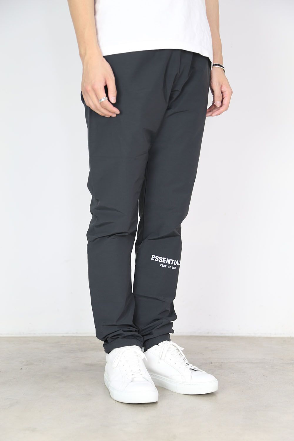 FOG ESSENTIALS - NYLON COTTON PANTS / ブラック | Tempt