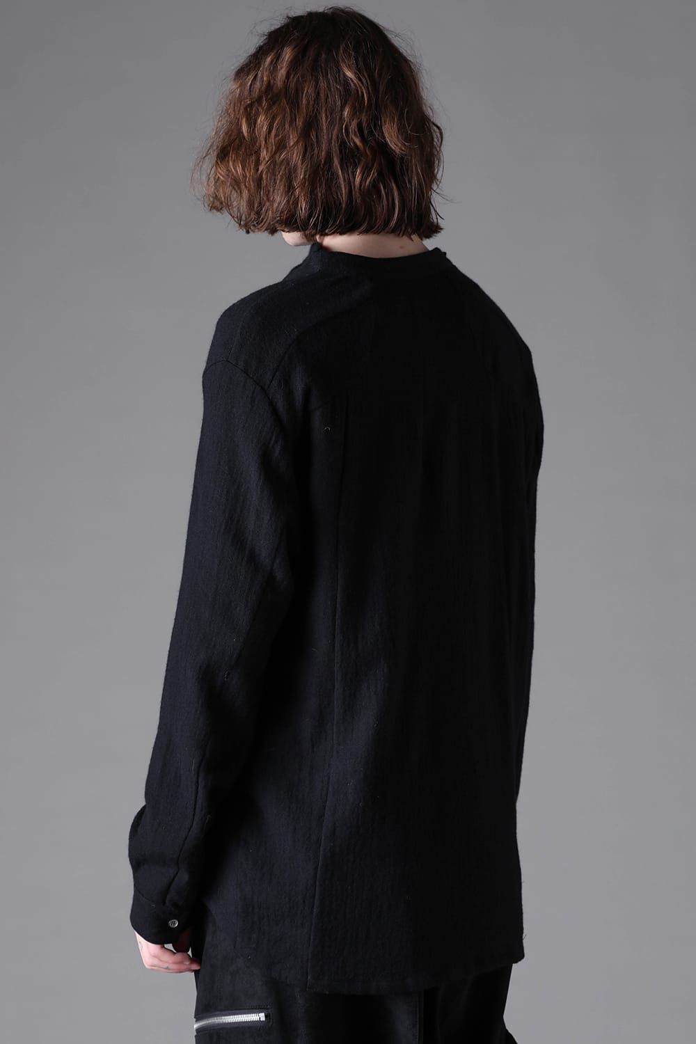 Fluid High-Neck Shirts