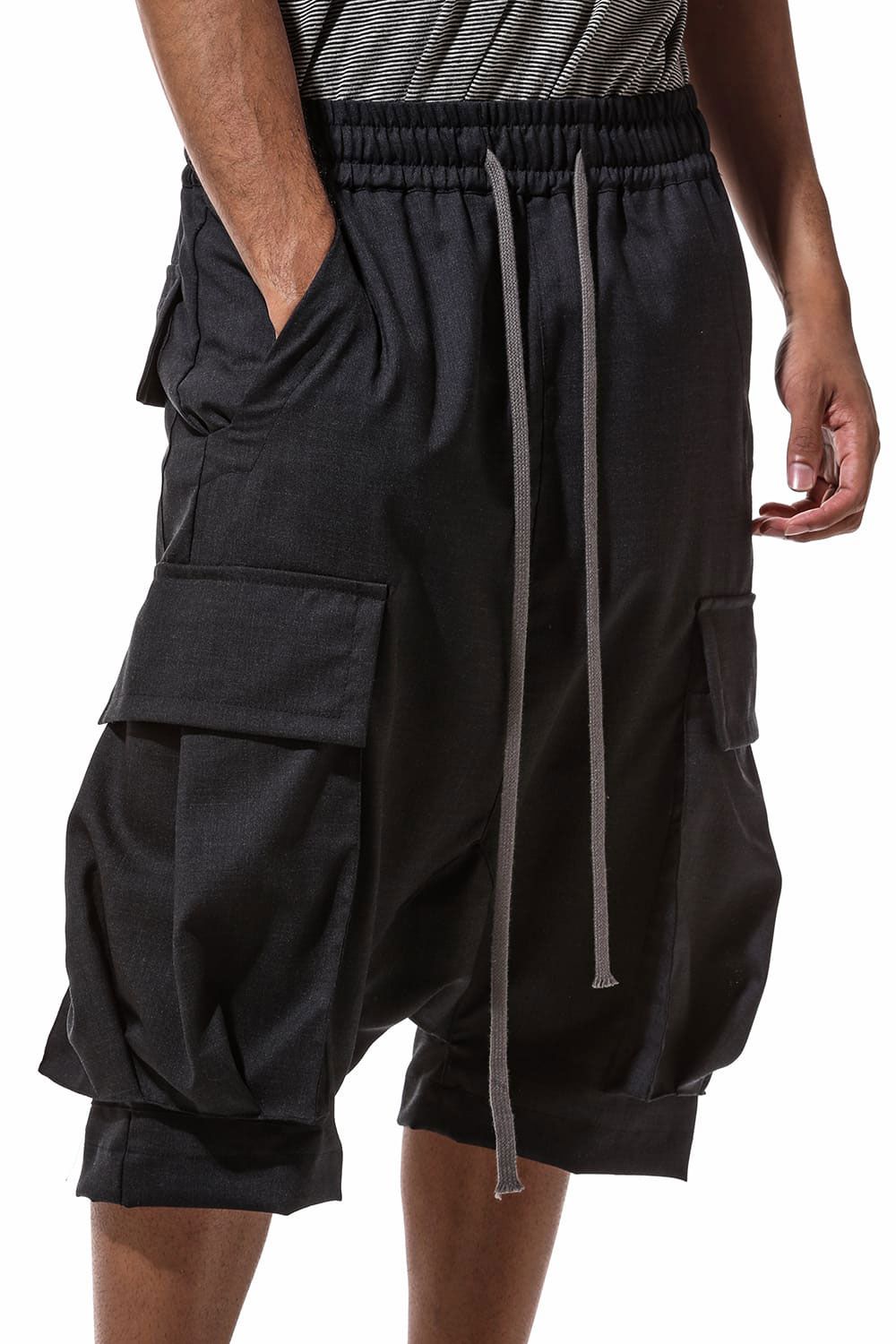 サマーウールタックポケットショーツ / Tuck Pocket Shorts / ブラック / ag-9069-1
