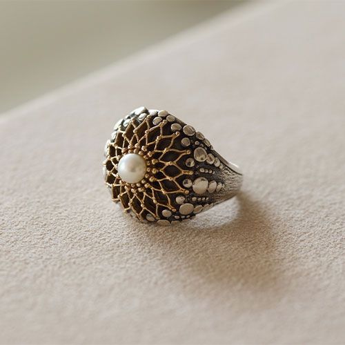 Byzantine Pearl Ring / GR033