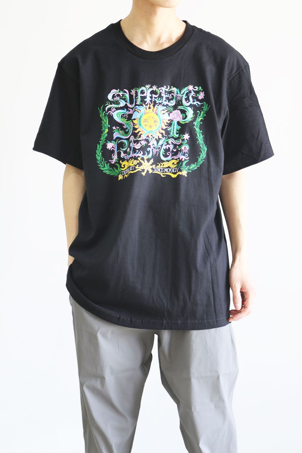 supreme crest tee