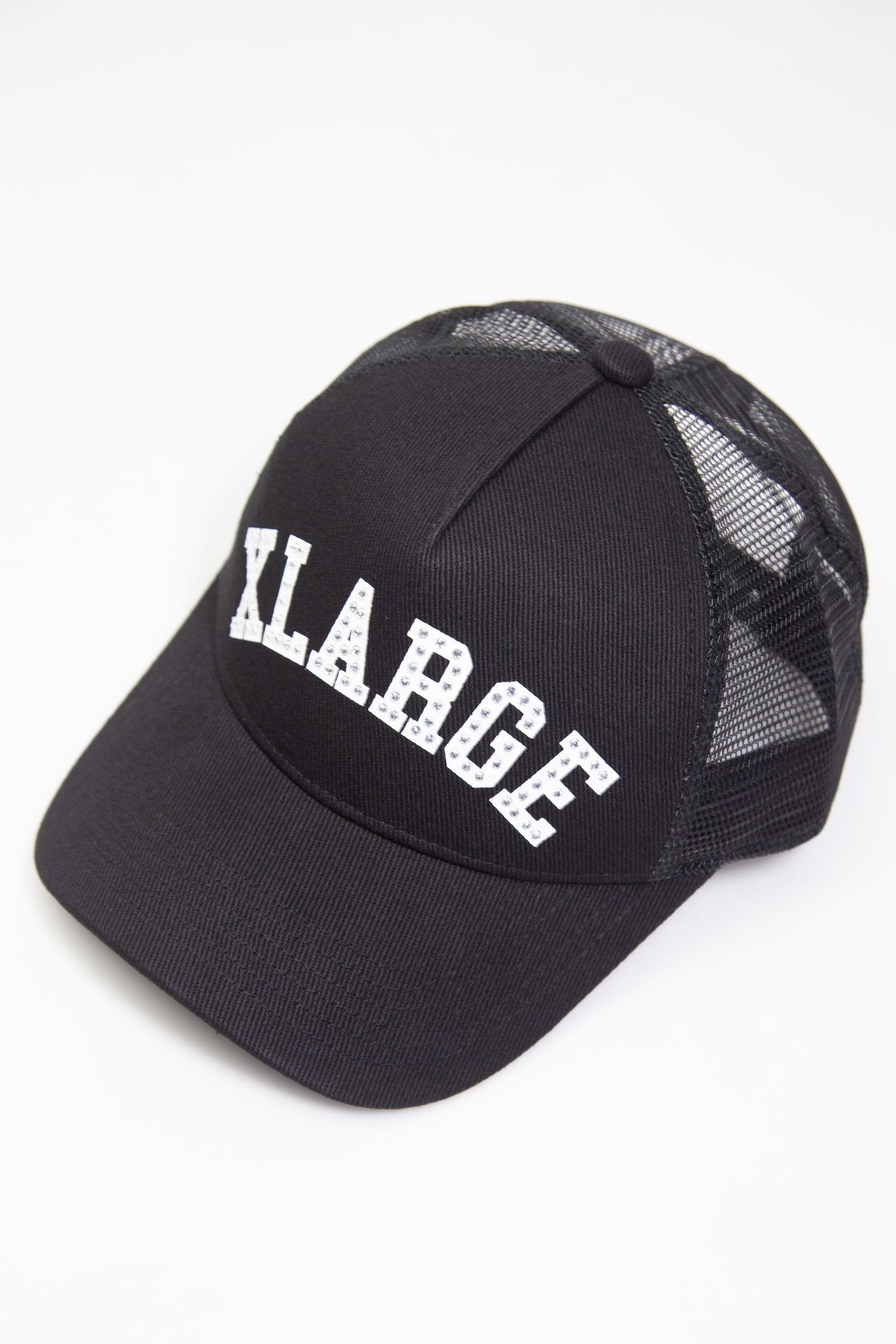 RHINESTONE LOGO MESH CAP / ブラック