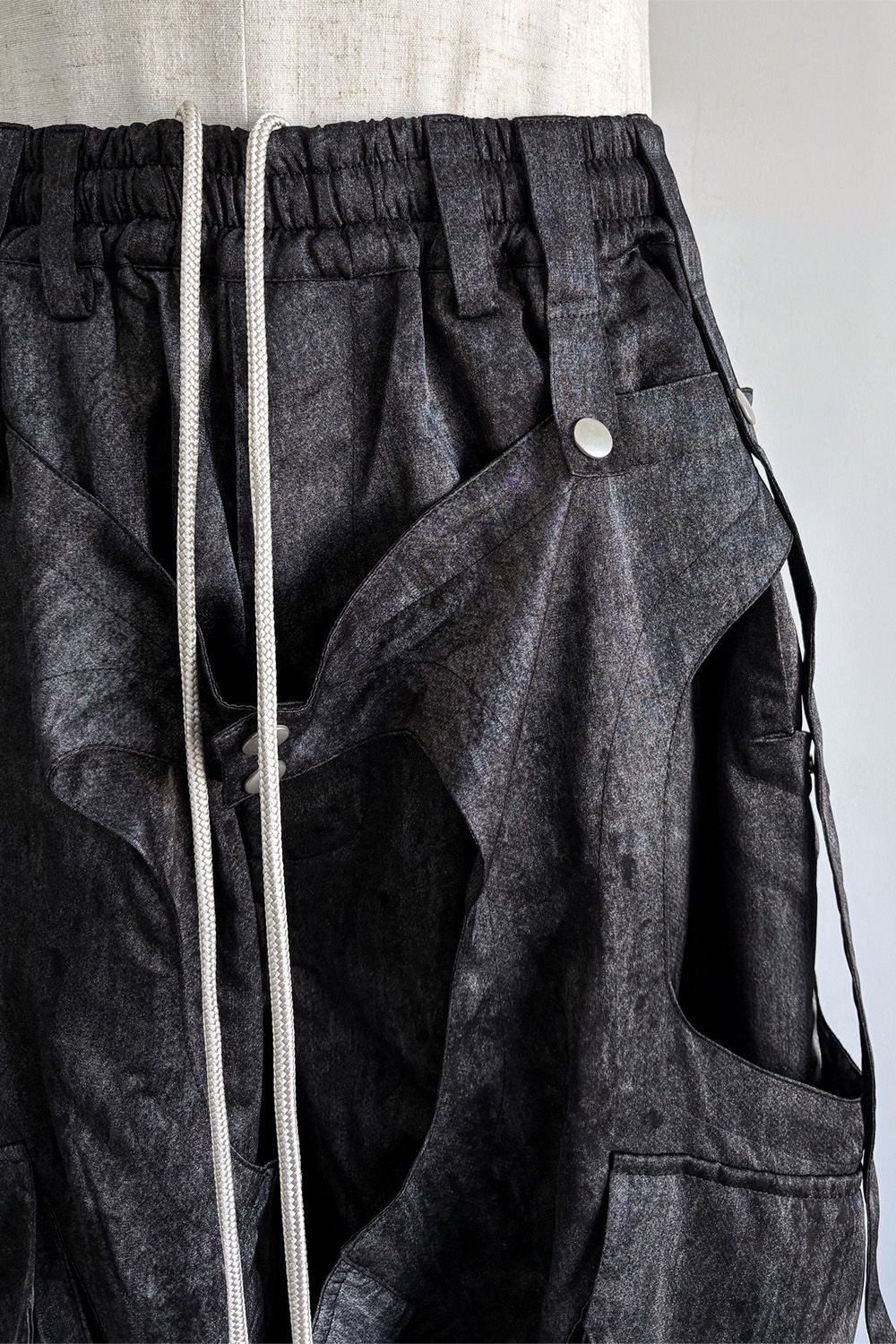 PARACHUTE CARGO WIDE / ブラック