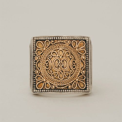 Monastiraki Square Ring / GR040