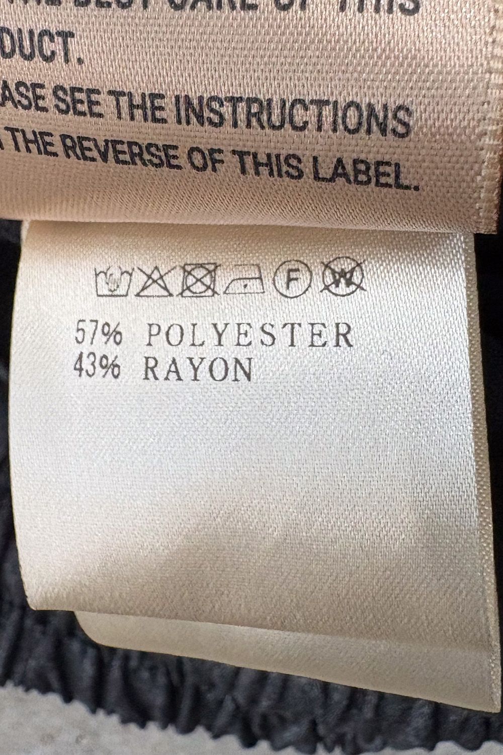 CARGO SHORTS / ブラック