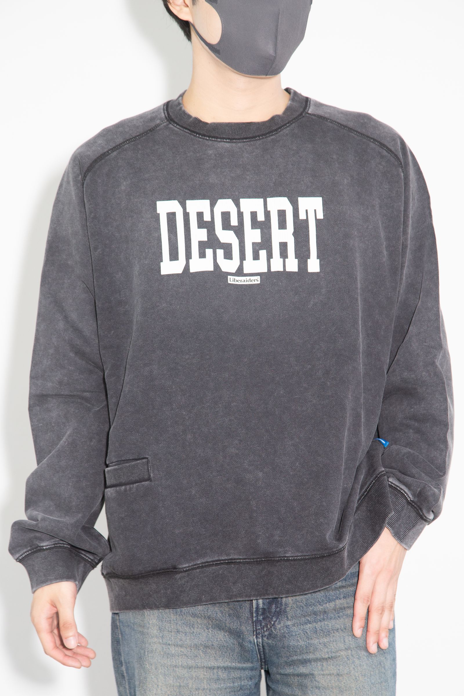 DESERT CREWNECK / ブラック