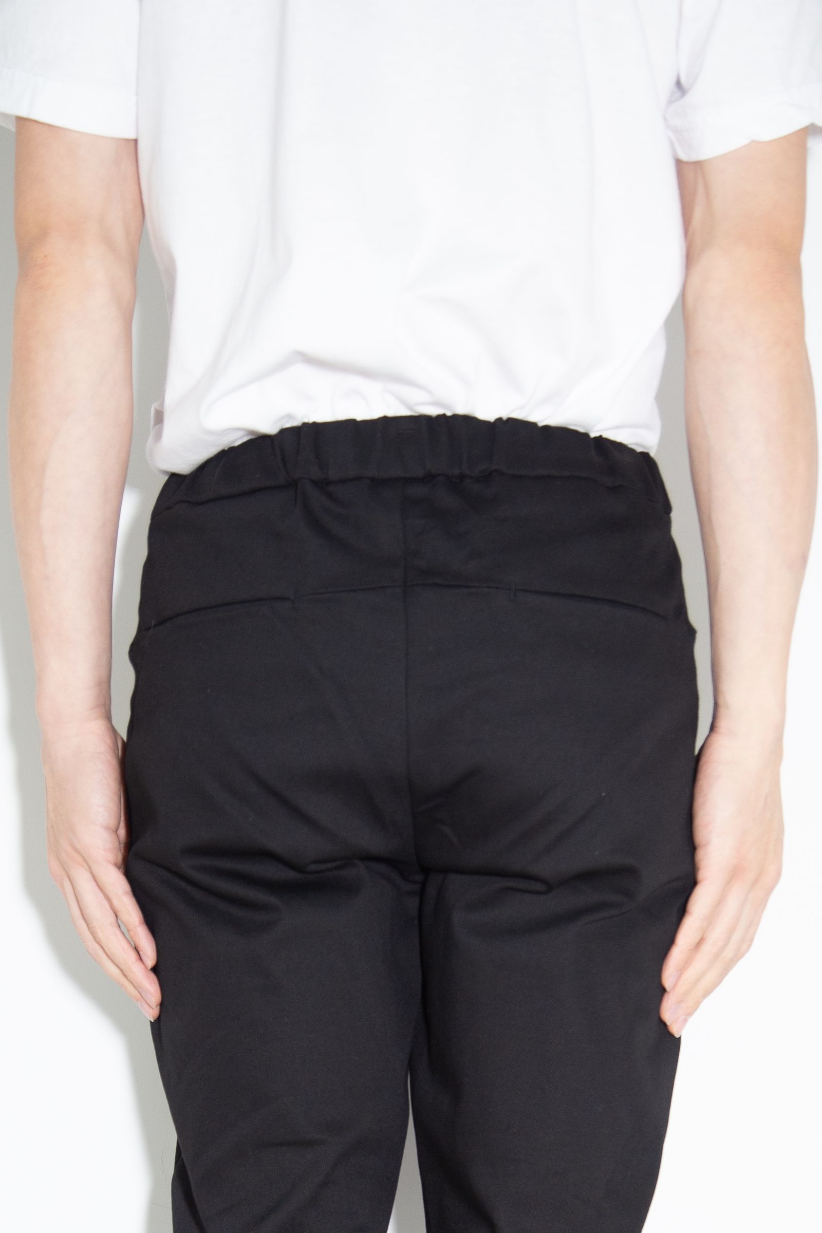 RUBBER STRECH TWILL THREE DIMENSIONAL PANTS / ブラック