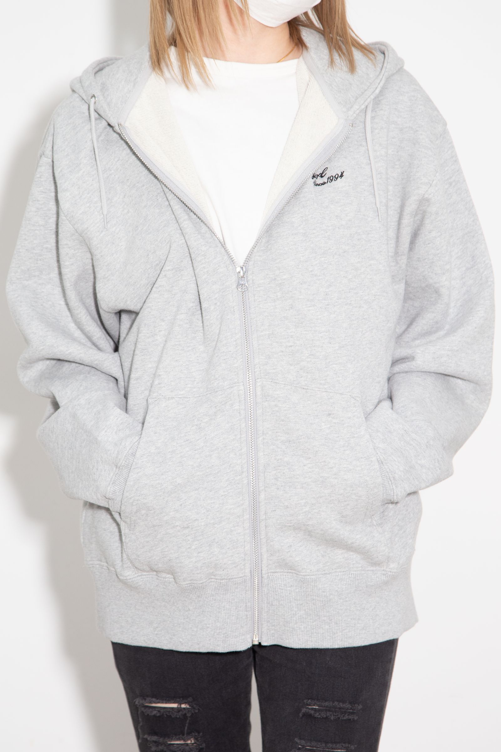 FACE BOX PATCH ZIP UP SWEAT HOODIE / アッシュ