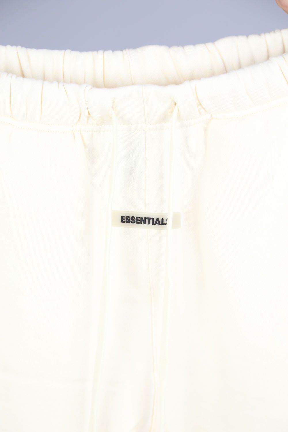 RUBBER TAG PRINT SWEAT SHORTS / クリーム