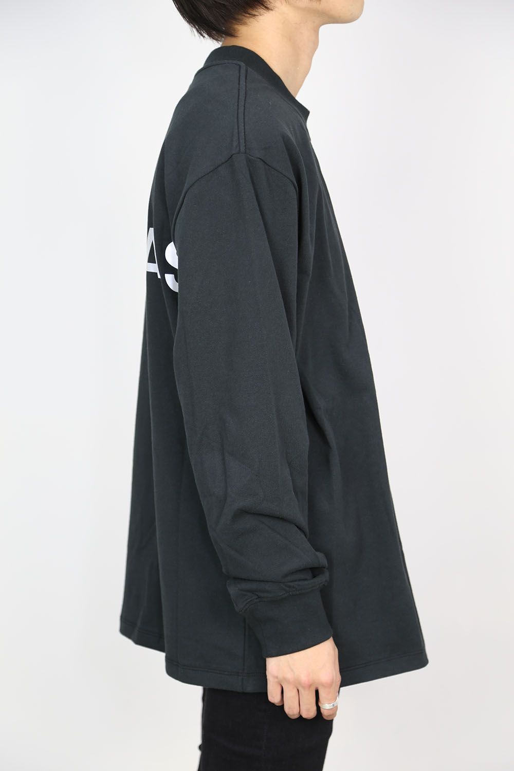 REFLECTOR LOGO L/S TEE / ブラック
