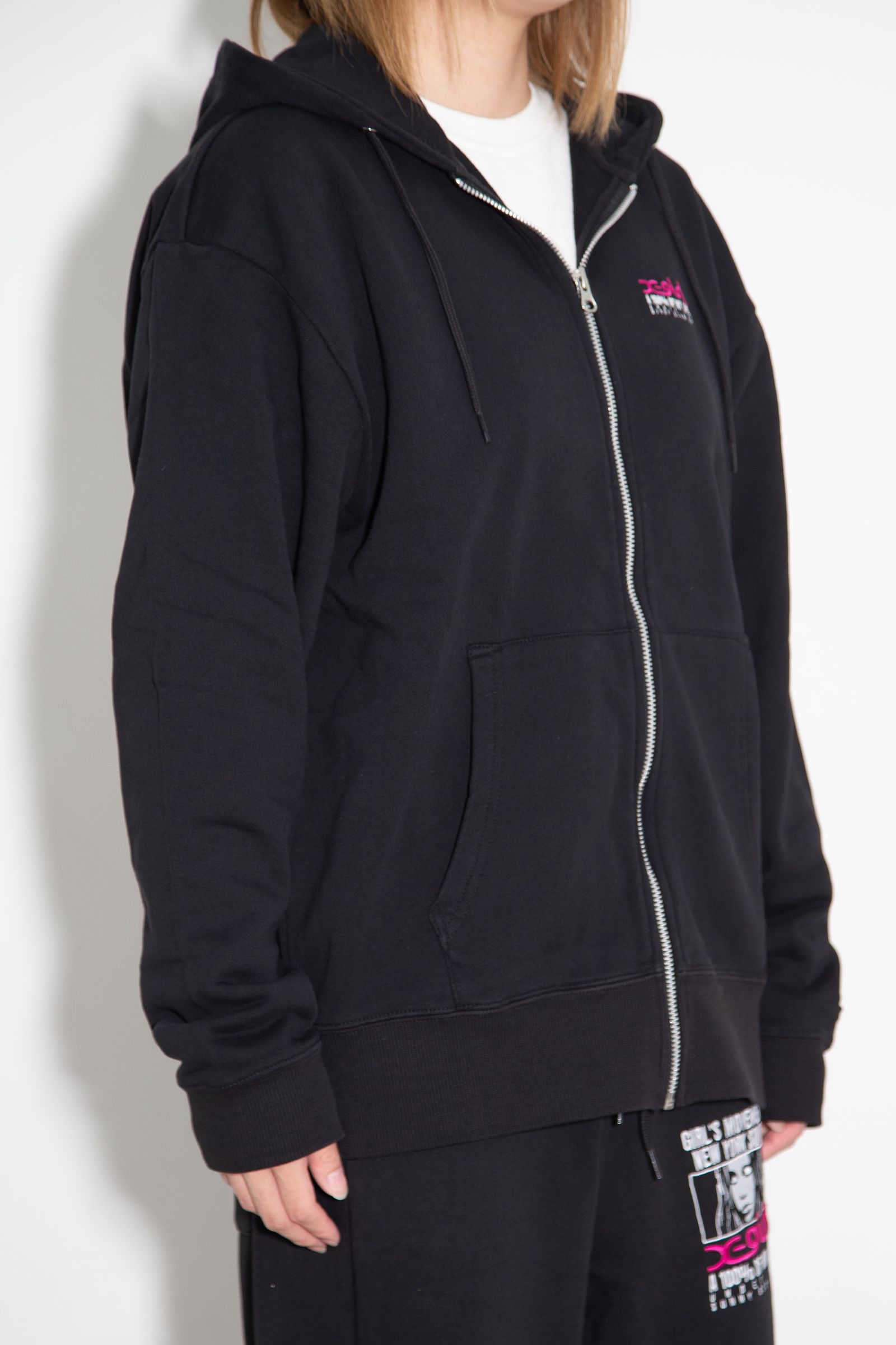 FACE BOX AND MESSAGE ZIP UP SWEAT HOODIE / ブラック