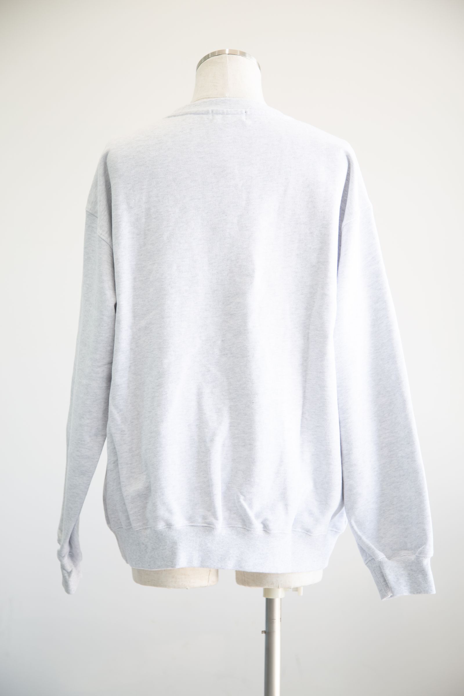 [ラスト1点 サイズXL] CHENILLE STANDARD LOGO CREWNECK SWEATSHIRT / アッシュ