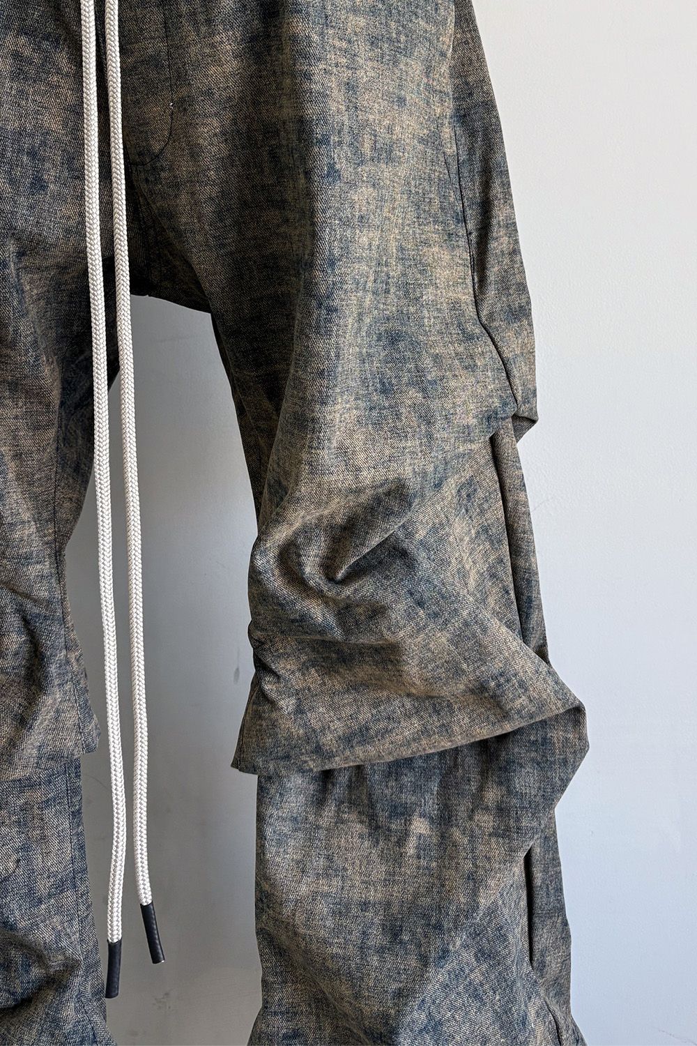 [ラスト1点 サイズ2] BLENDED SHADES DENIM TUCK BOOTS CUT PT / スチールブルー