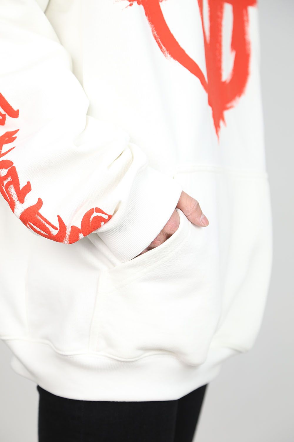 ANARCHY GOTHIC LOGO HOODIE / ホワイト×レッド