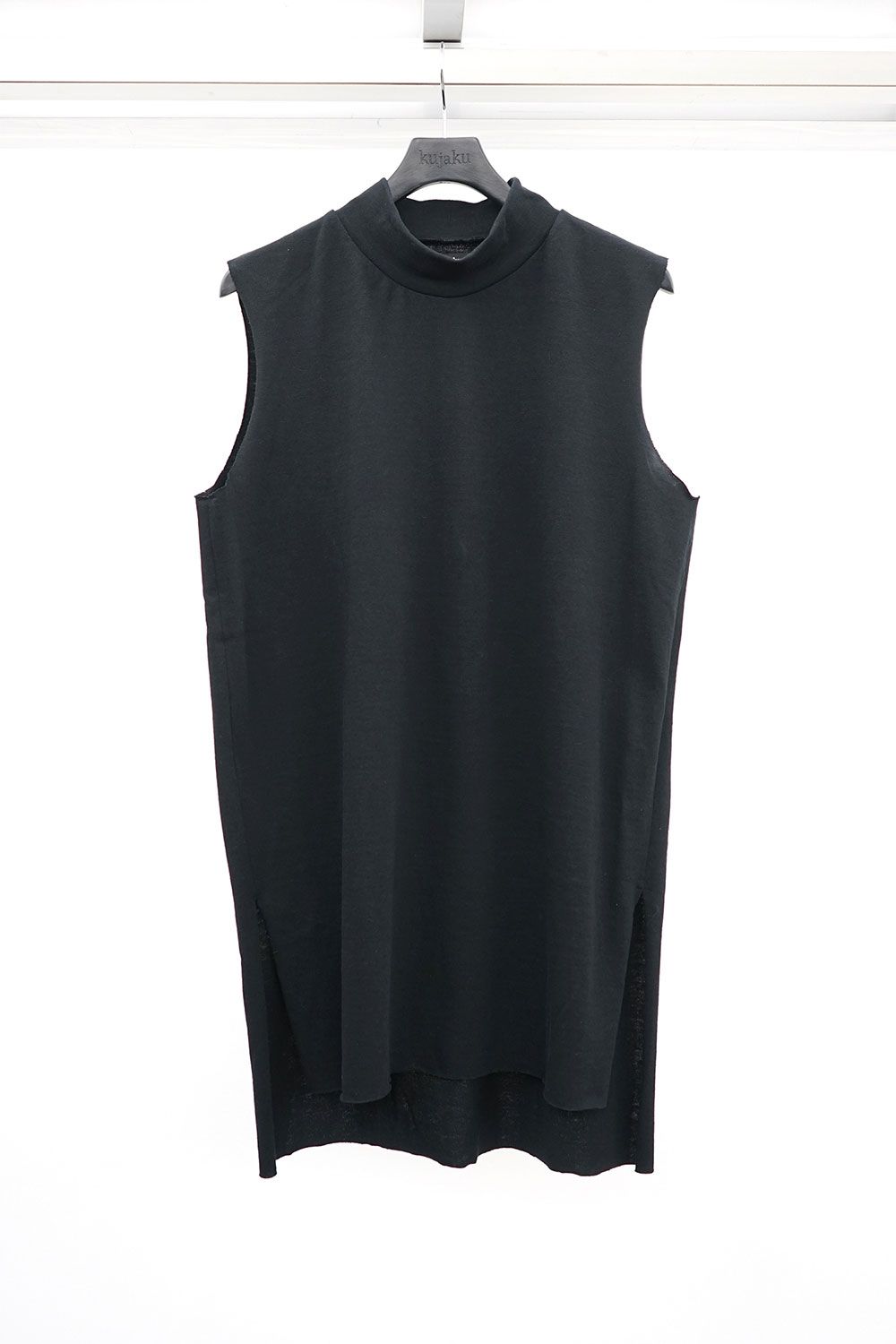 High Neck Sleeveless Pullover / ブラック