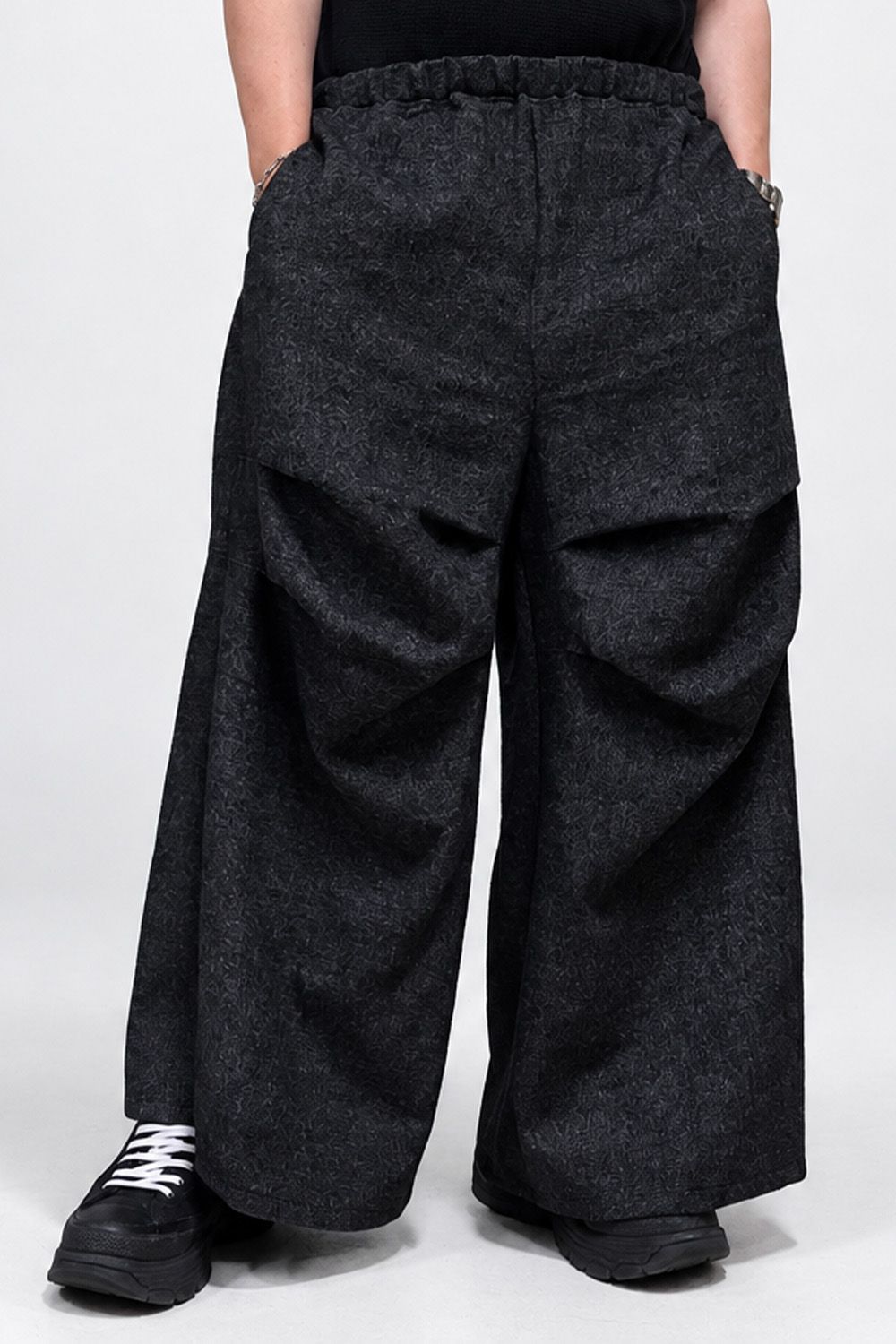 ［ラスト1点 サイズ1］Knee-Tucked Easy Pants / ダークグレー