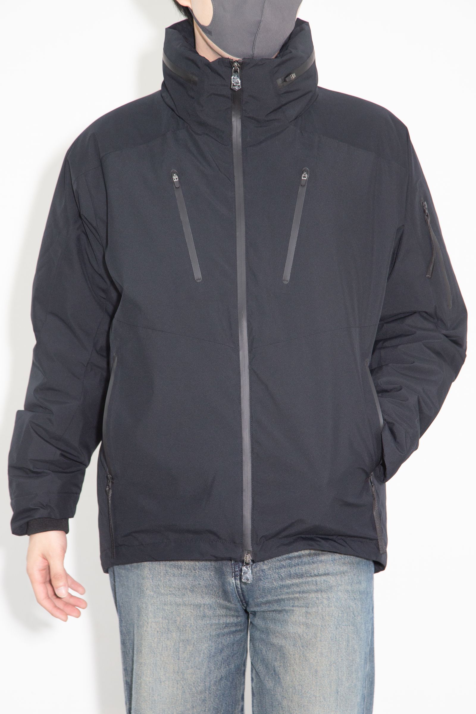 スタンドネックダウンジャケット / ブラック