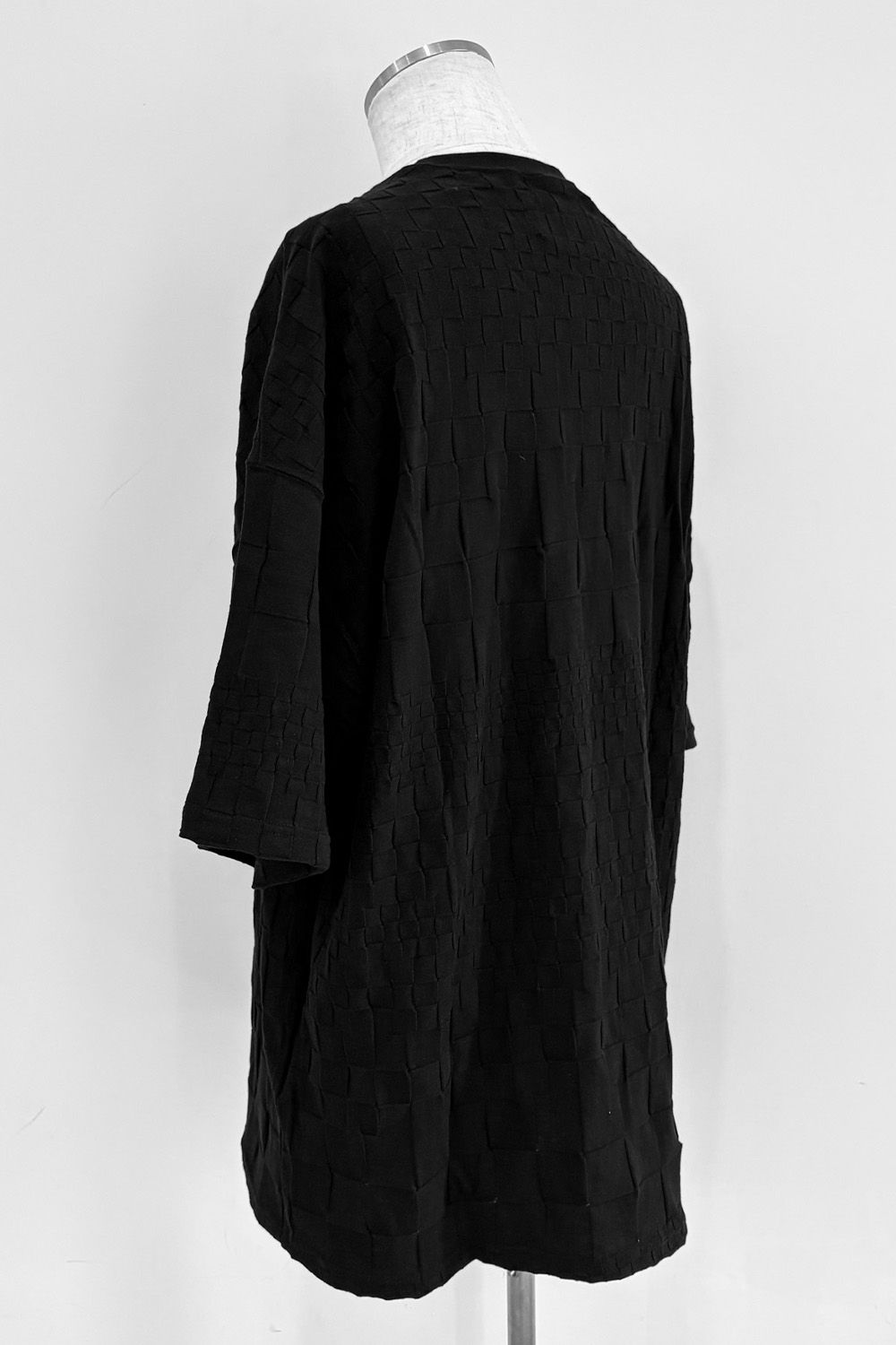 GRADIENT PLAID PATTERN JUMBO TEE / ブラック
