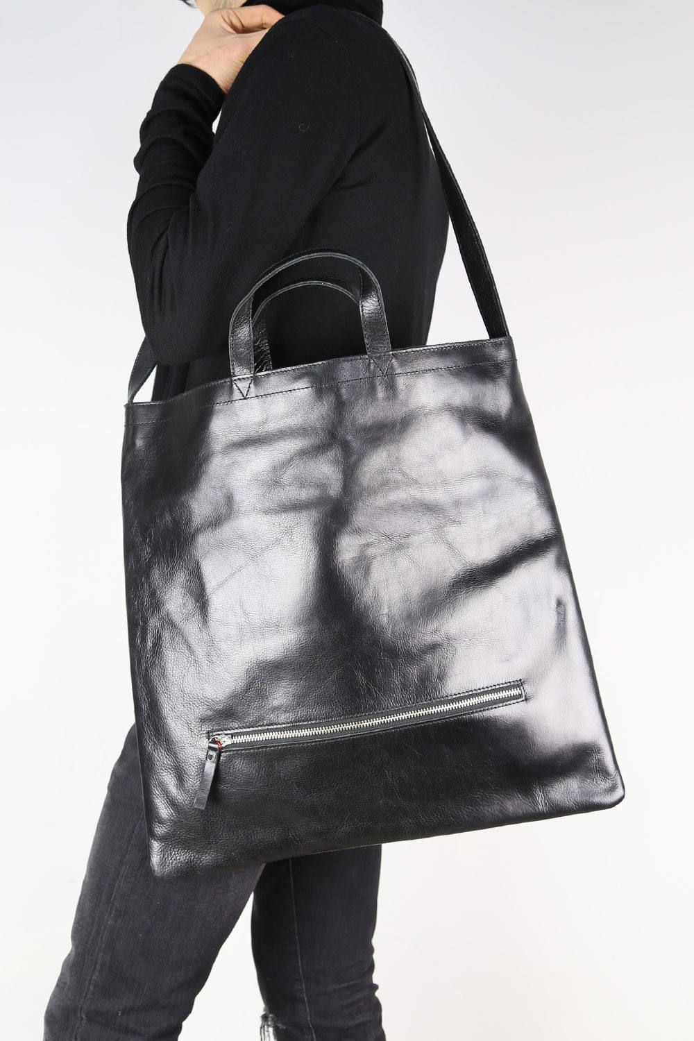 schoulder bag / ブラック