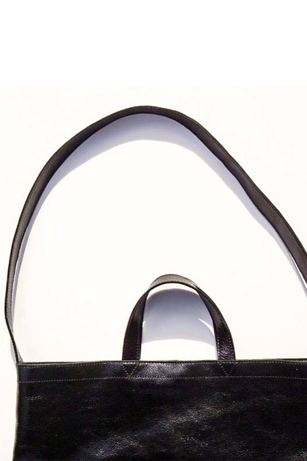 schoulder bag / ブラック