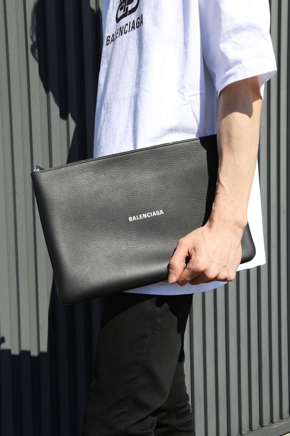 BALENCIAGA - Everyday L Pouch | Tempt