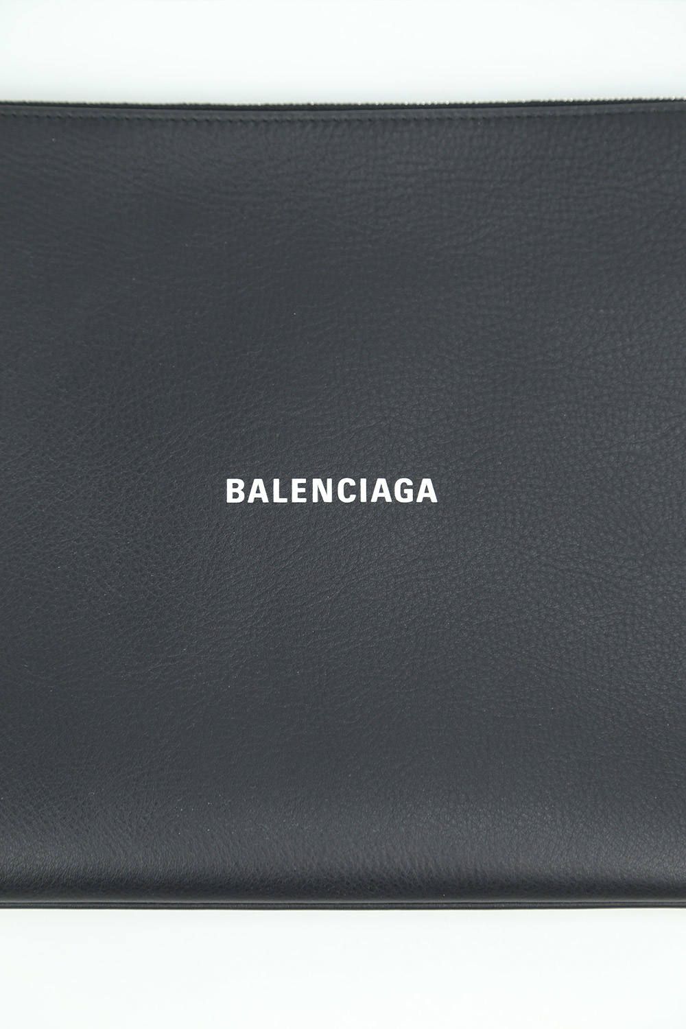 BALENCIAGA - Everyday L Pouch | Tempt