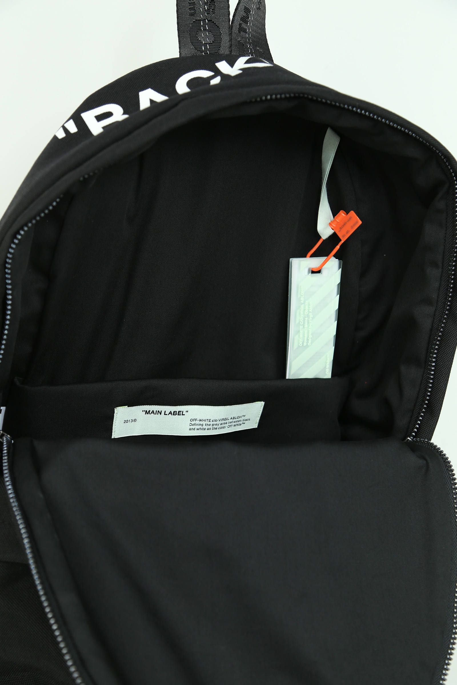 OFF-WHITE - QUOTE BACKPACK / ブラック×ホワイト | Tempt