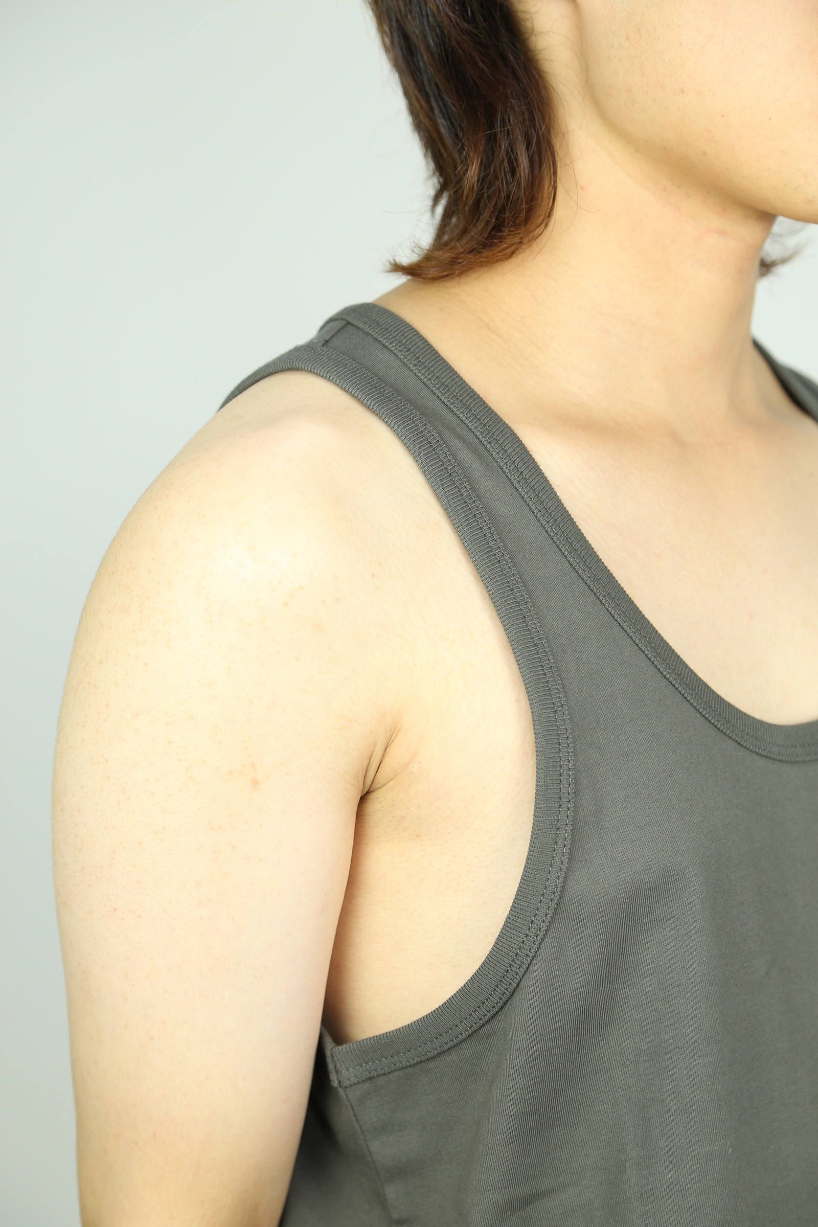 Basic Nosleeve / ブラック
