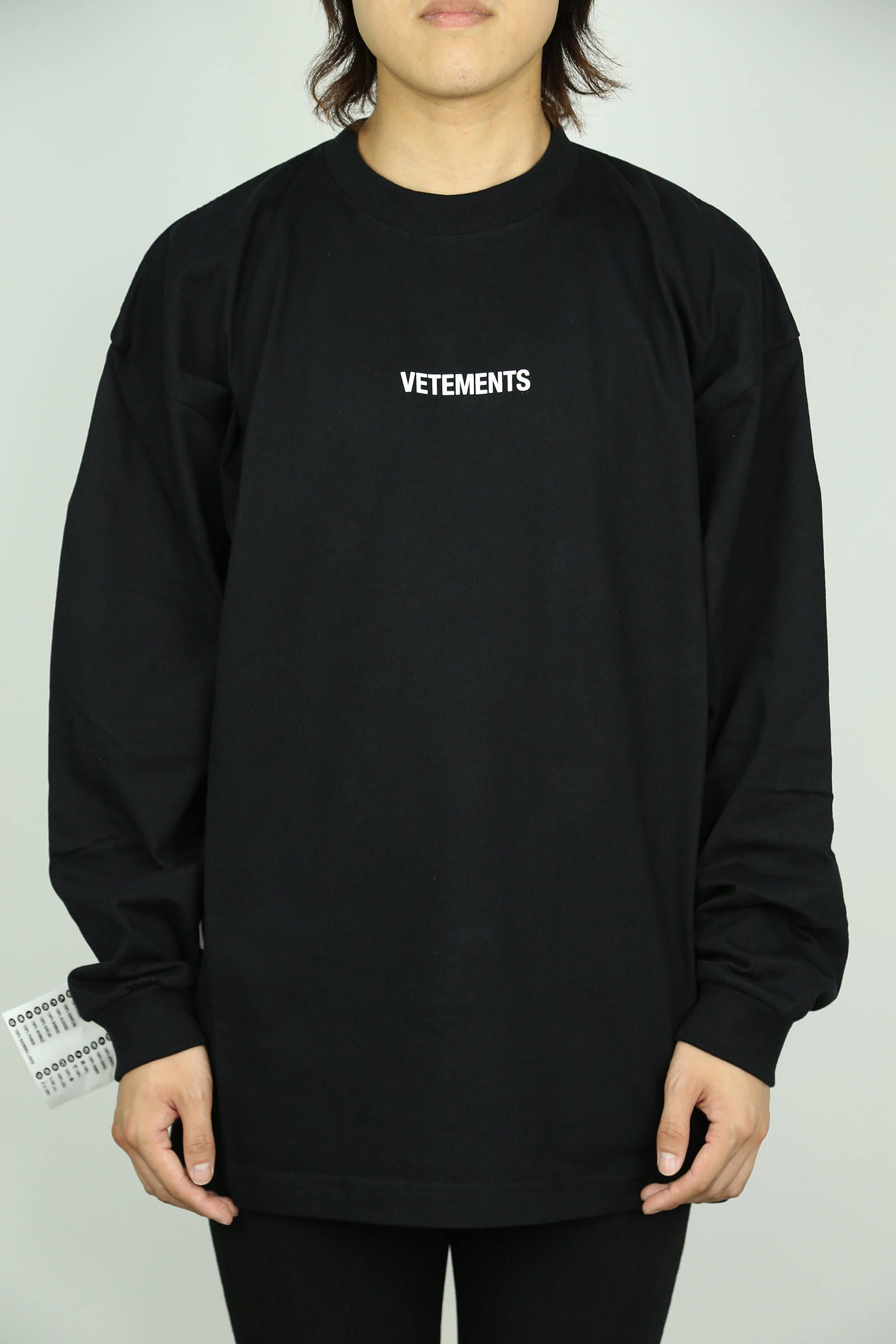 新品【 VETEMENTS 】Logo L/S T-Shirts ヴェトモン-