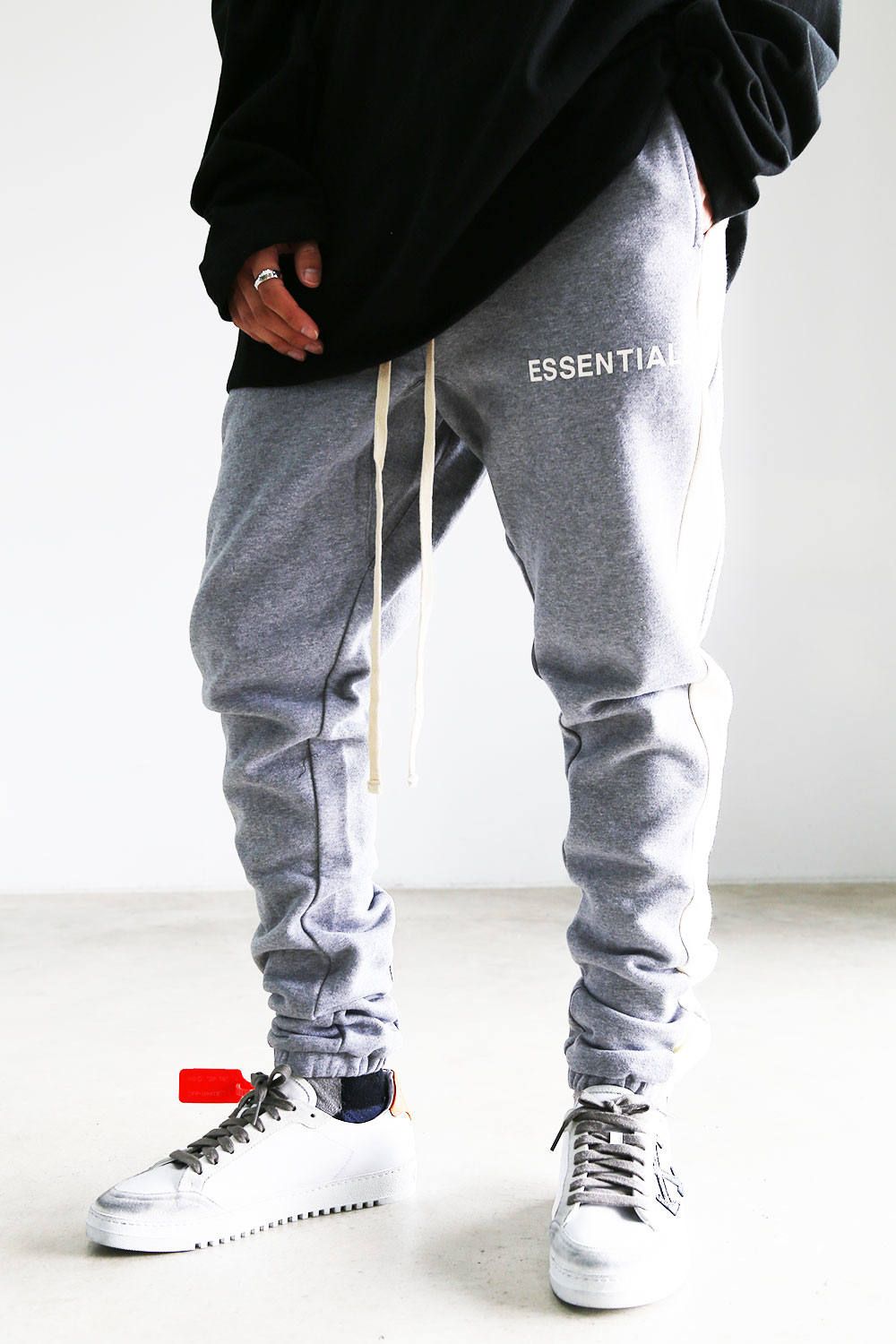 FOG ESSENTIALS - SIDE LINE SWEAT PANTS / グレー | Tempt