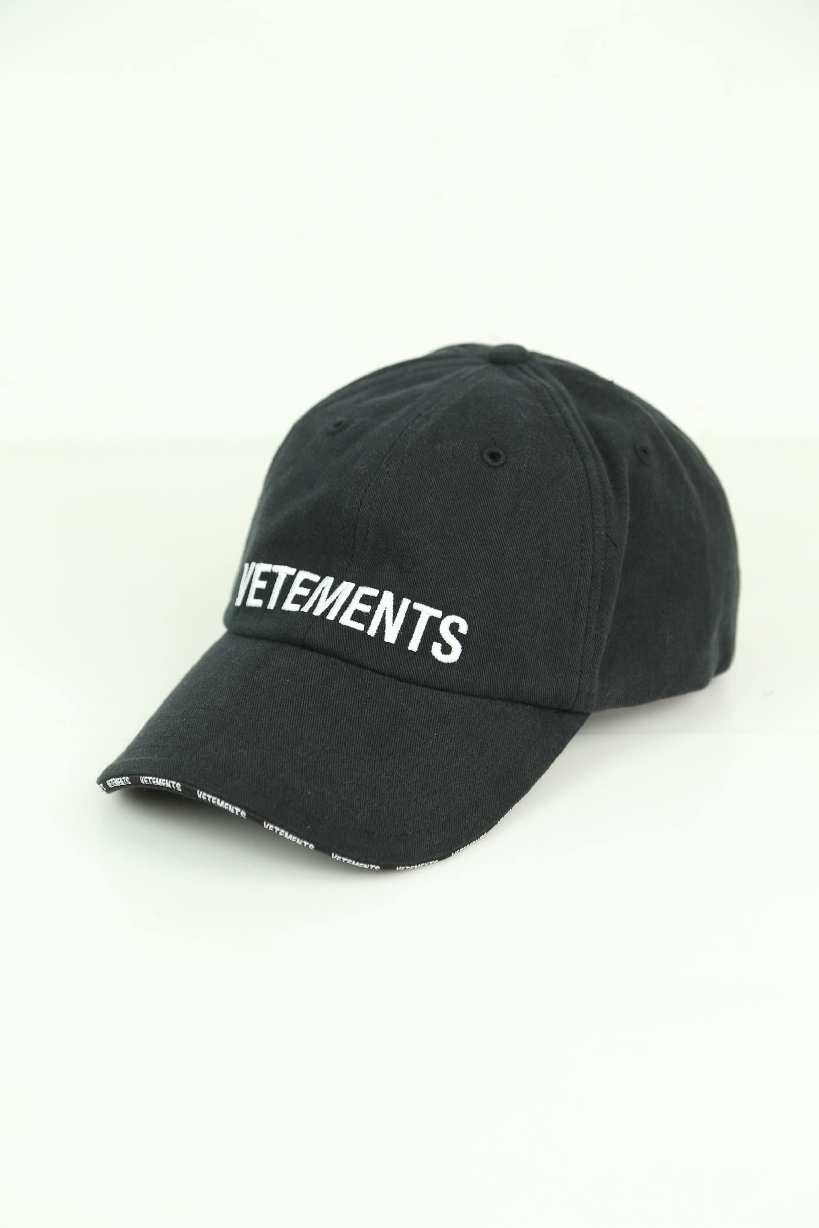 VETEMENTS - LOGO CAP / ブラック | Tempt