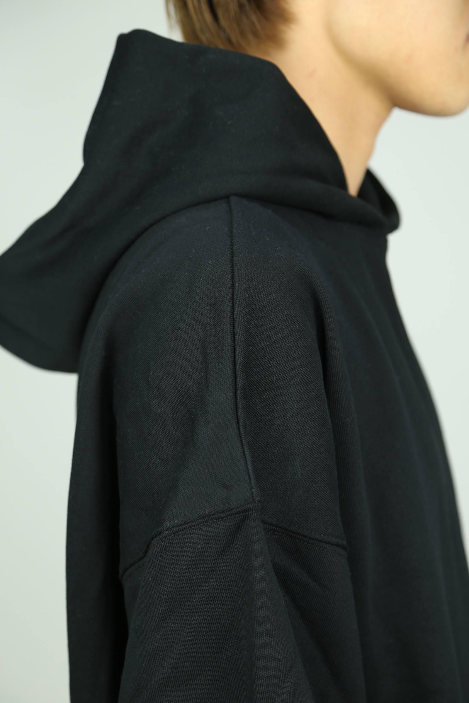 COMPLEX CON HOODIE / ブラック