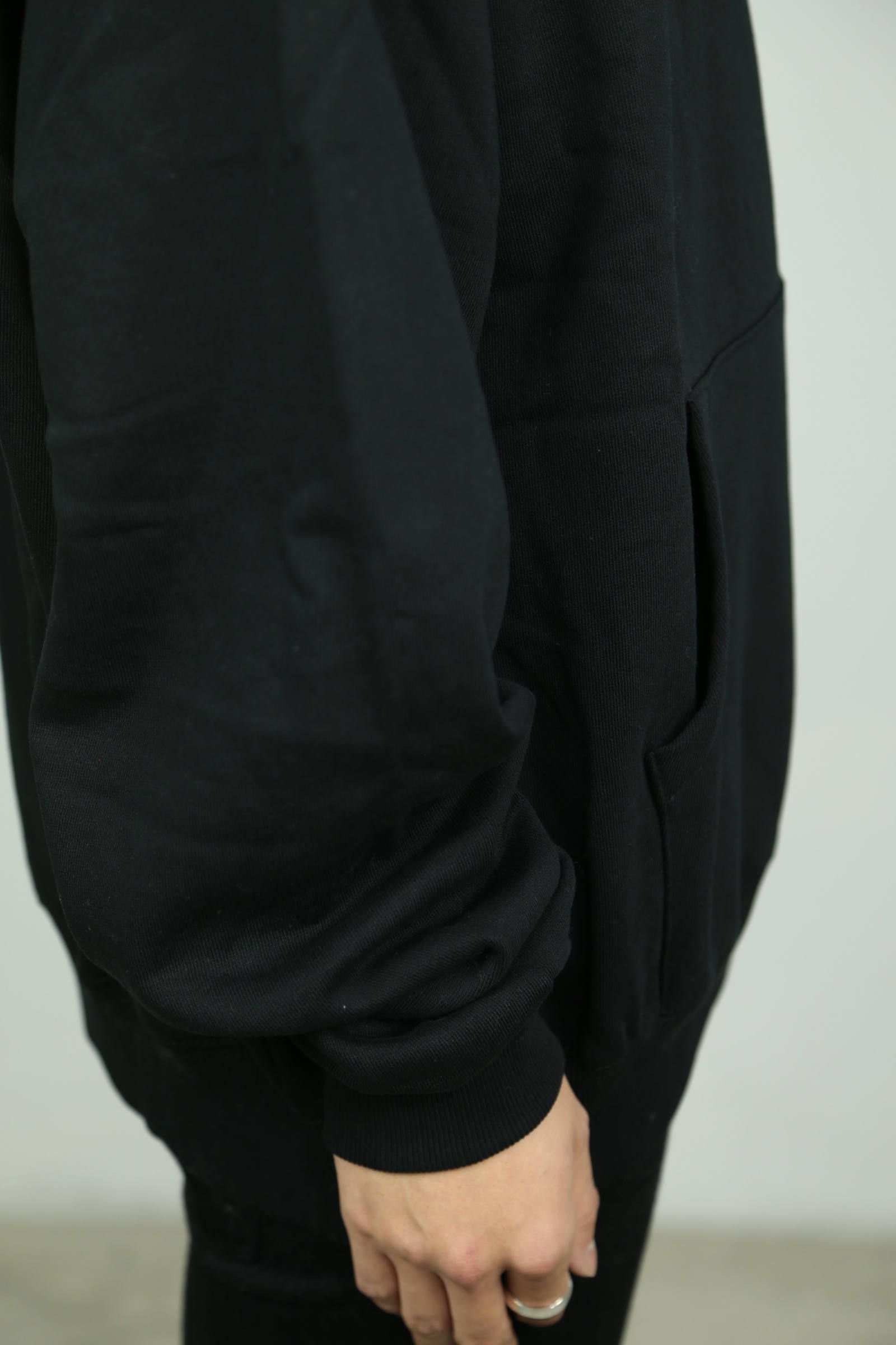 COMPLEX CON HOODIE / ブラック