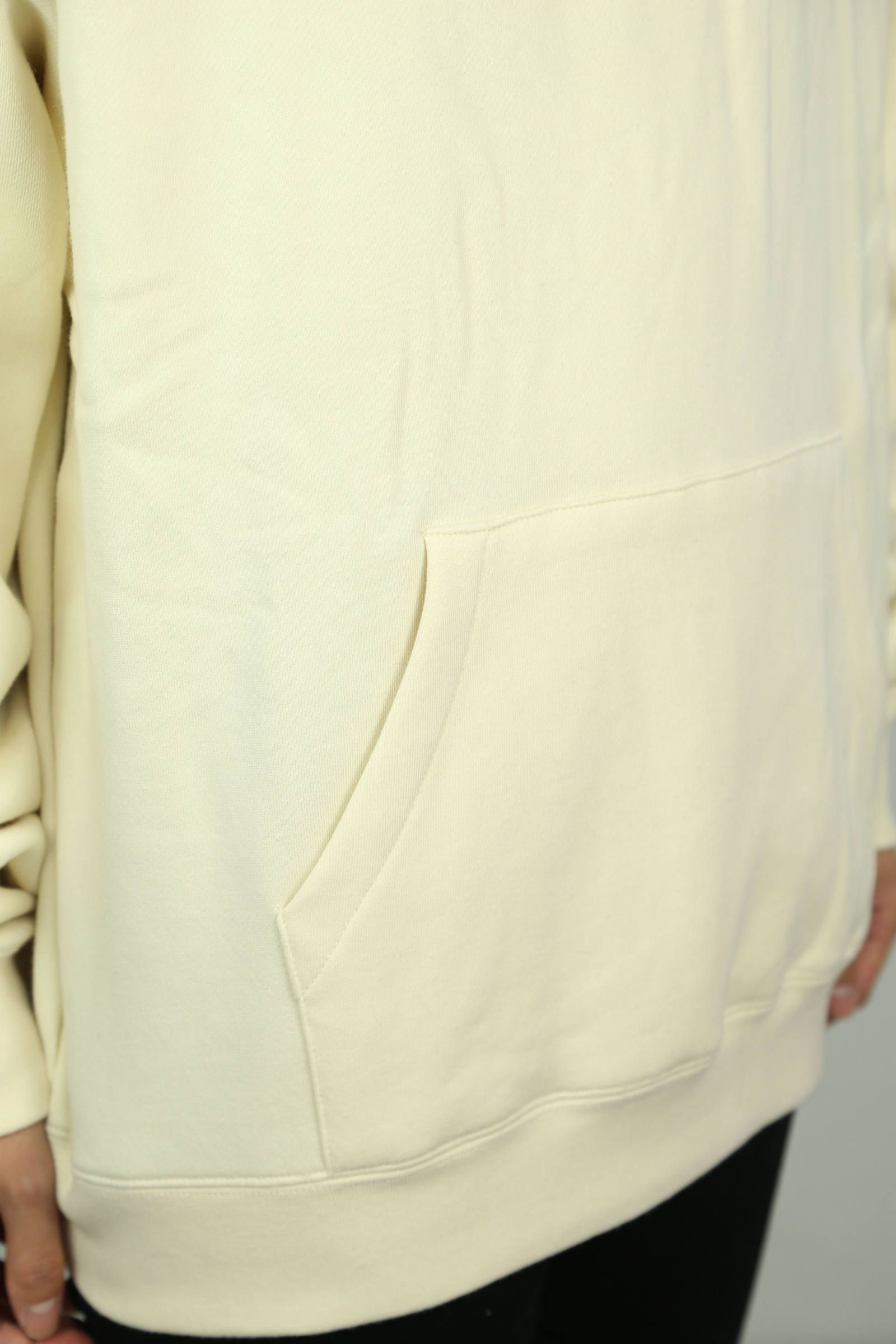 ONE POINT HOODIE / クリーム
