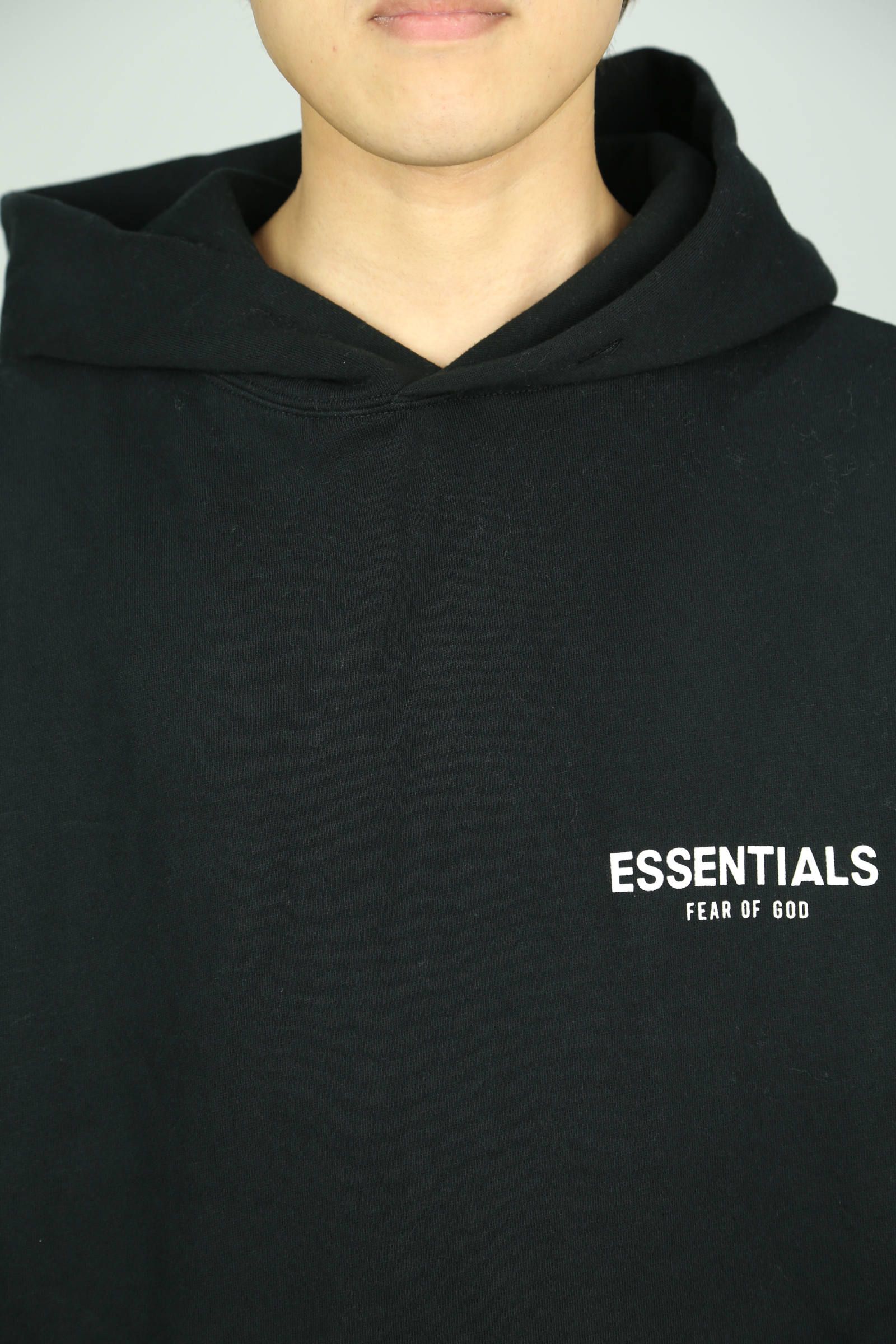 FOG ESSENTIALS - ONE POINT HOODIE / ブラック | Tempt