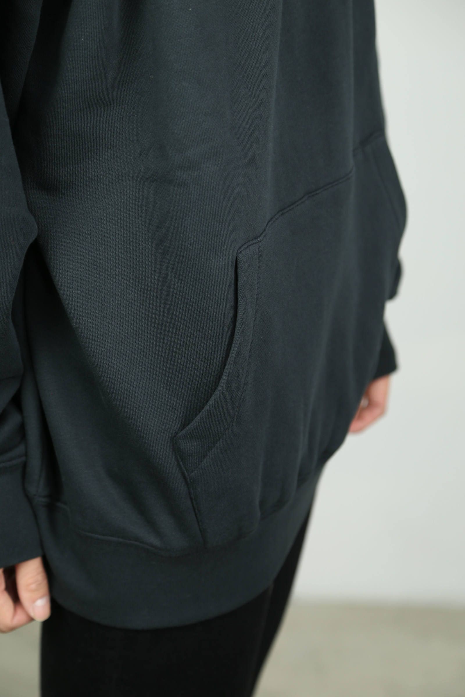 PULLOVER HOODIE REFLECTOR / ブラック