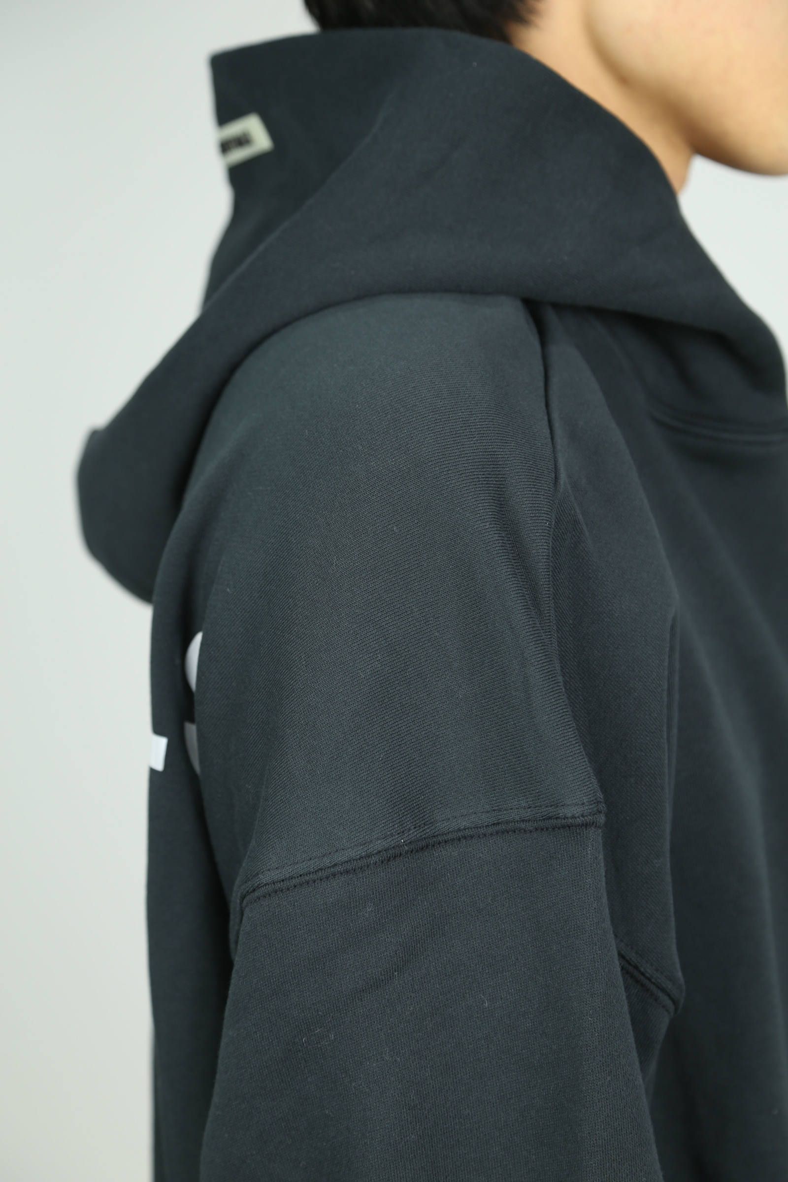 PULLOVER HOODIE REFLECTOR / ブラック