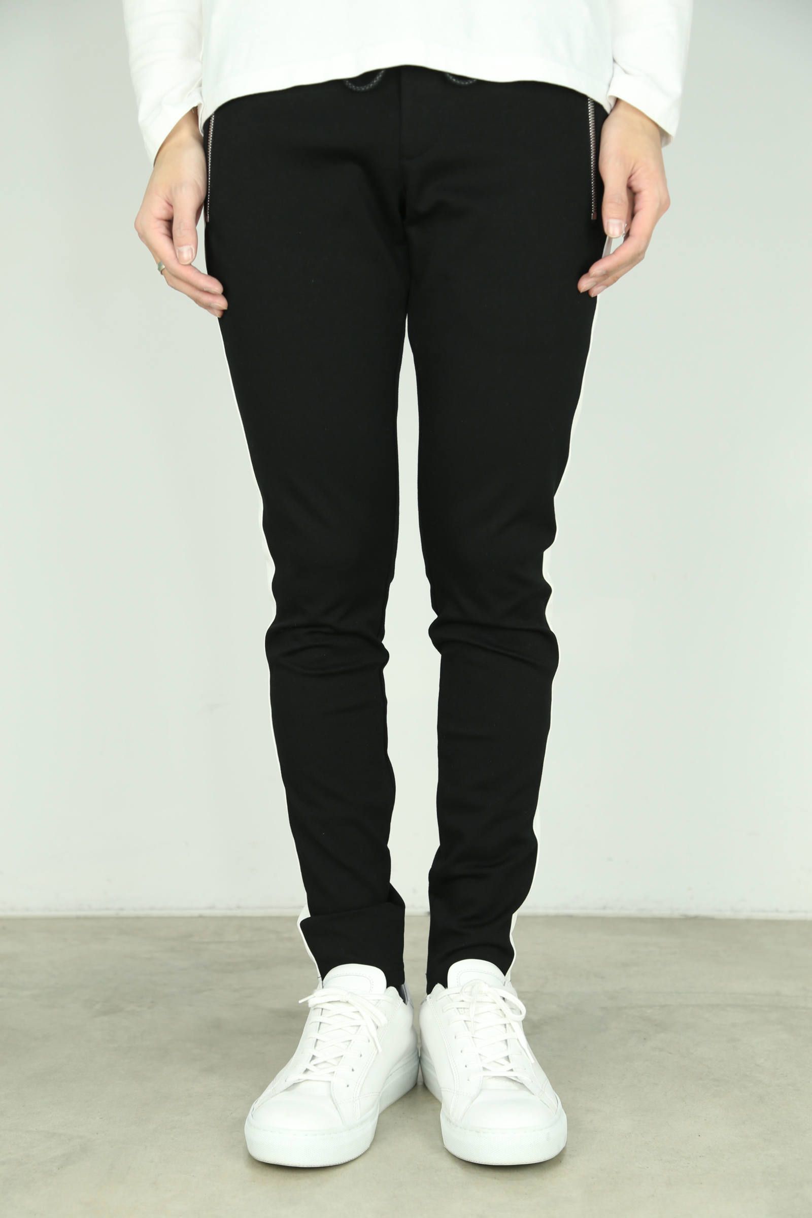 [ラスト1点 サイズ1] 【人気継続商品】LEATHER LINE TRUCK PT / ブラック×ホワイト