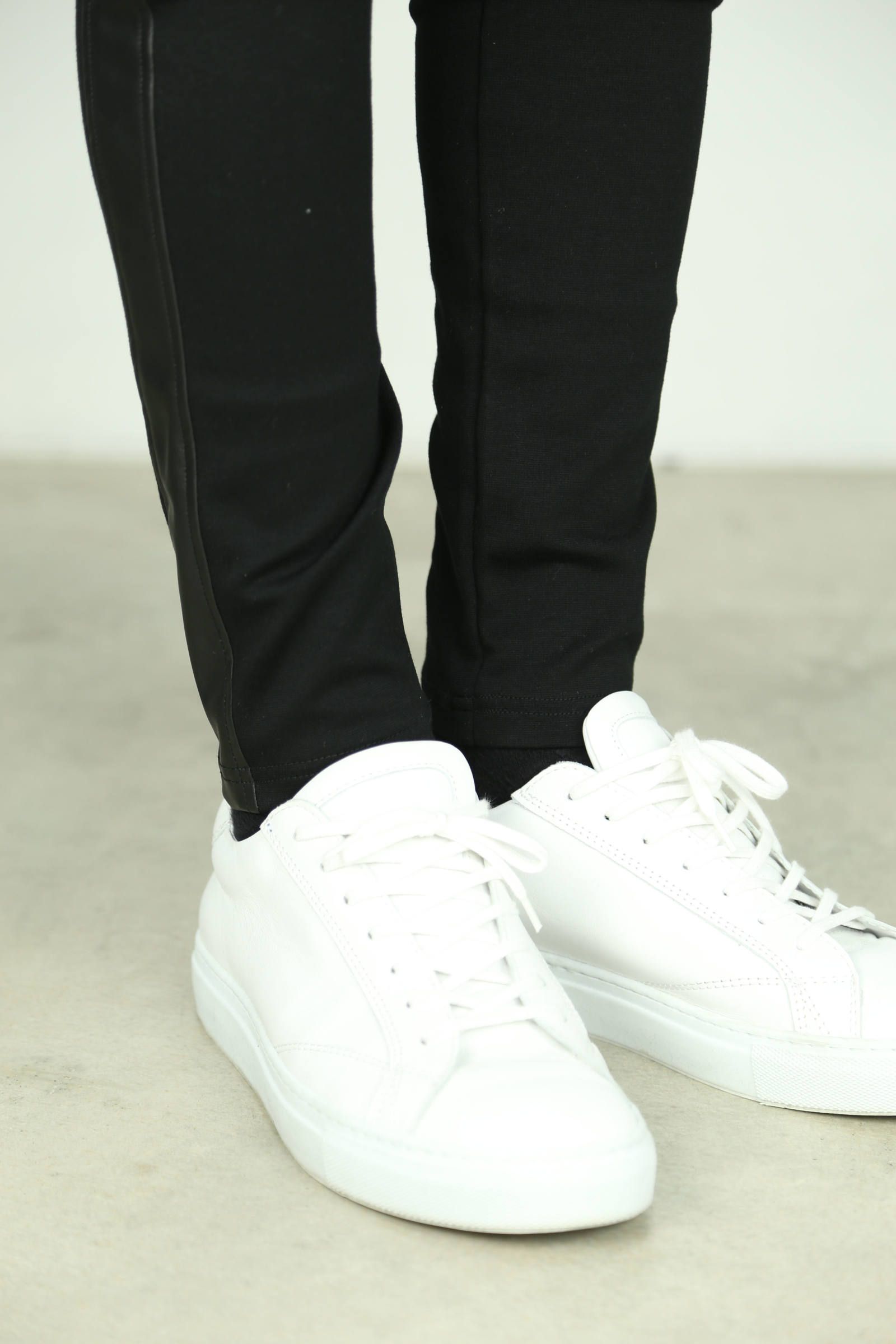 【人気継続商品】LEATHER LINE TRUCK PT / ブラック×ブラック